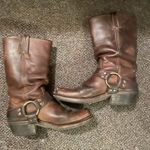 Brown FRYE boots!
